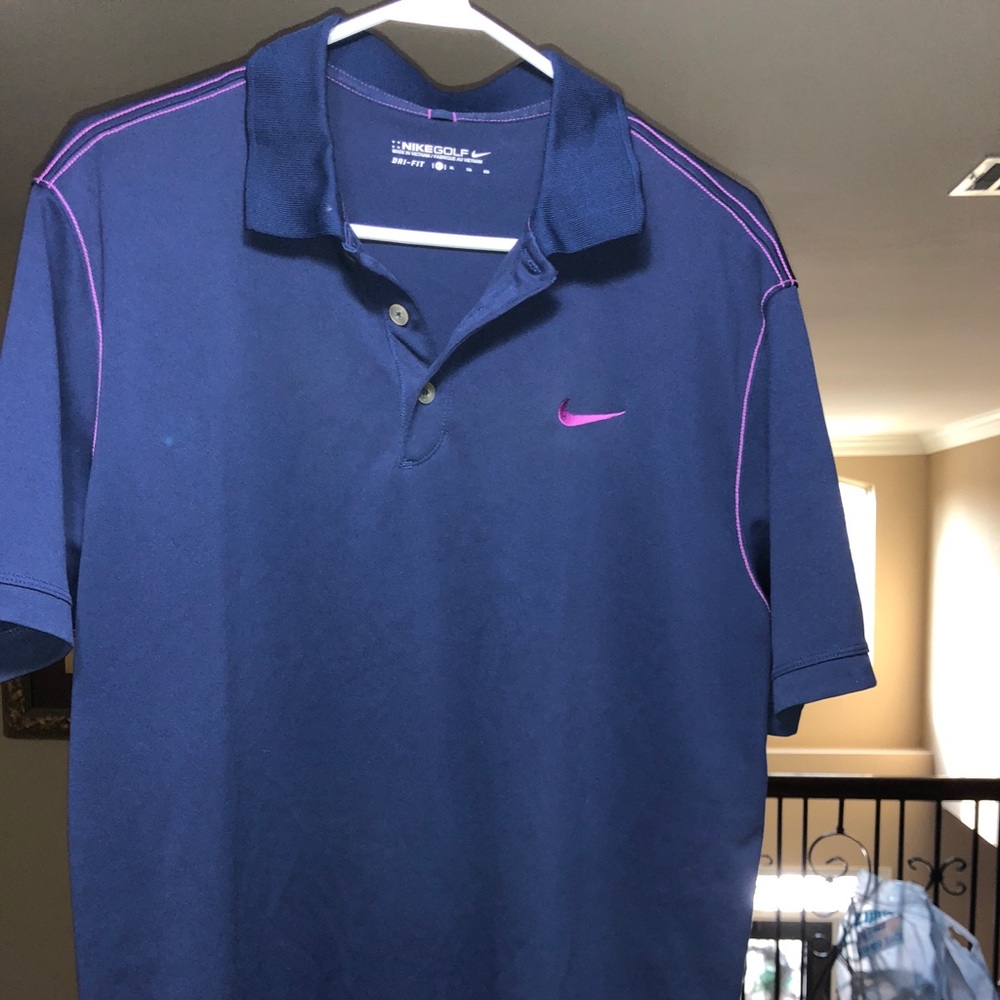 Men’s Nike dry fit golf shirt